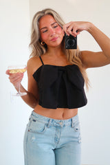 In A Minute Bow Tank