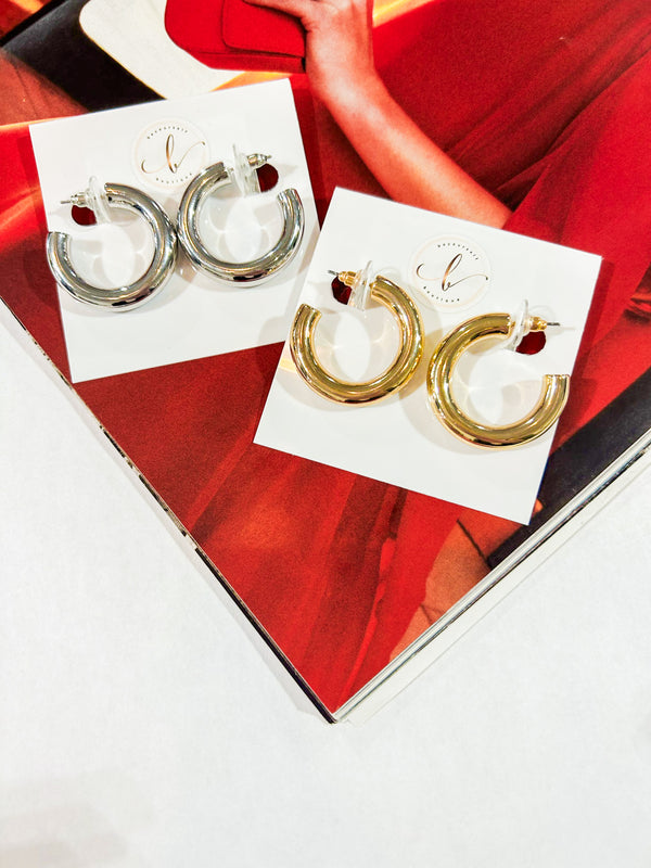 Everyday Hoop Earring