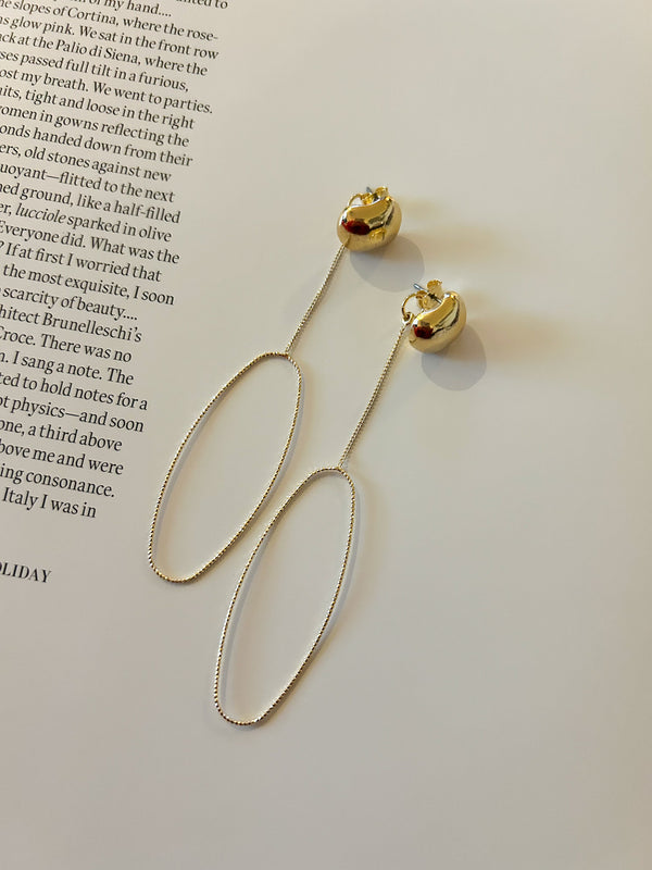 Tori Oval Dangle Earring